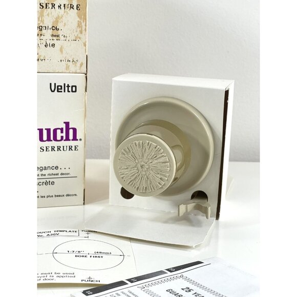 Mid Century Velvetouch 1960's Lockset ~ NOS ~ Interior Plastic Door Handle Set - Picture 3 of 14